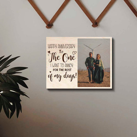 Picture Frame with Quotes in Wood with Personalized Photo Design