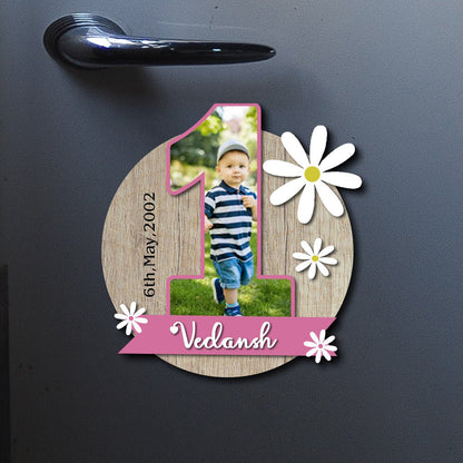 1st Birthday Fridge Magnet – Wood Photo with Daisy - Sblossom