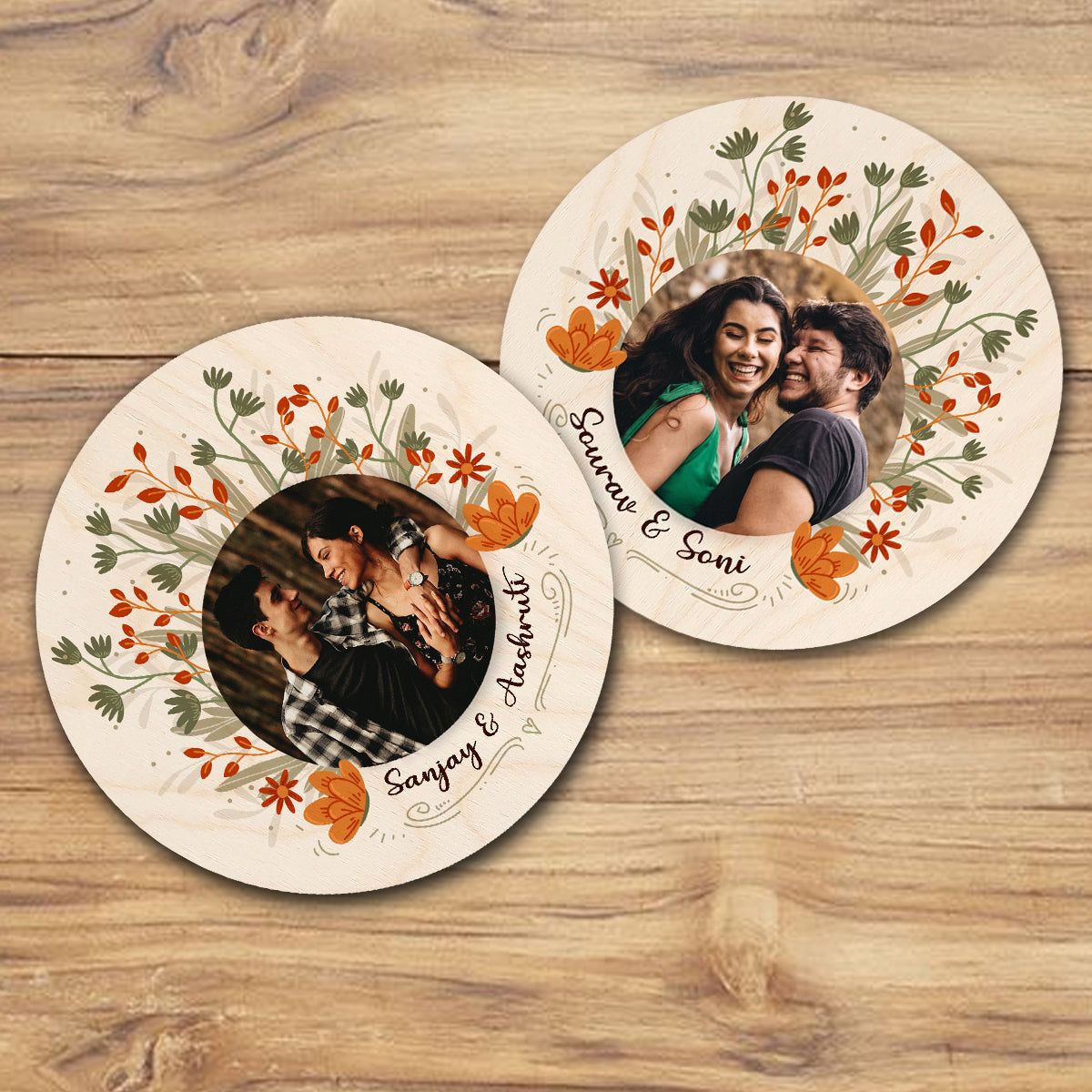Couple Coaster Set in Wood – Round Photo with Names