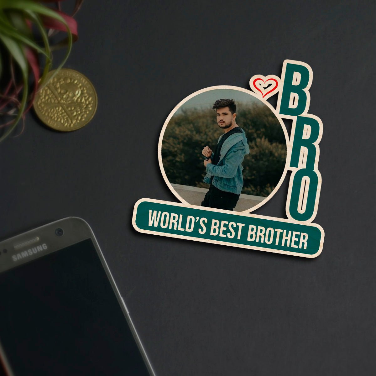 Brother Photo Fridge Magnet in Wood – World's Best Brother Design - Sblossom