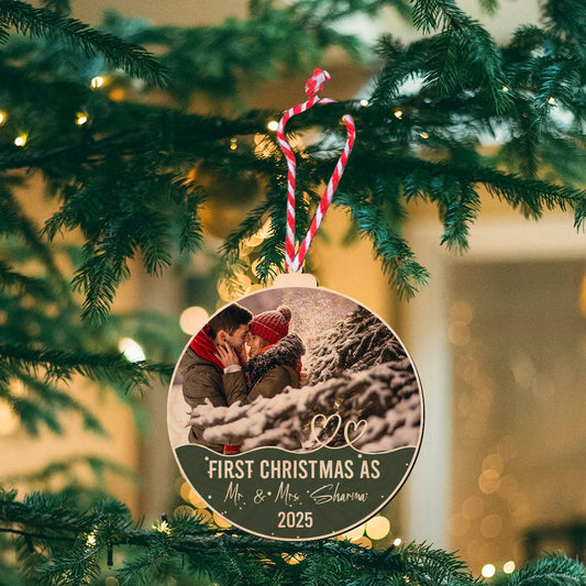 Couple Christmas Ornament in Wood with Custom Names - Sblossom