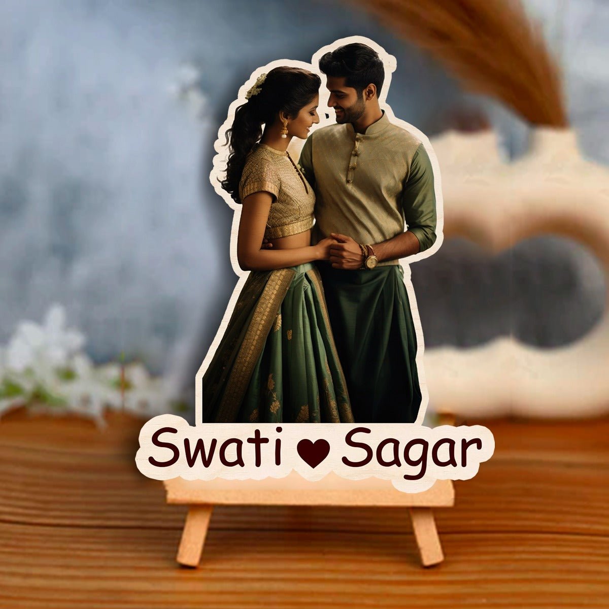 Couple Cutout Wood Print with Pine Stand and Personalized Names - Sblossom