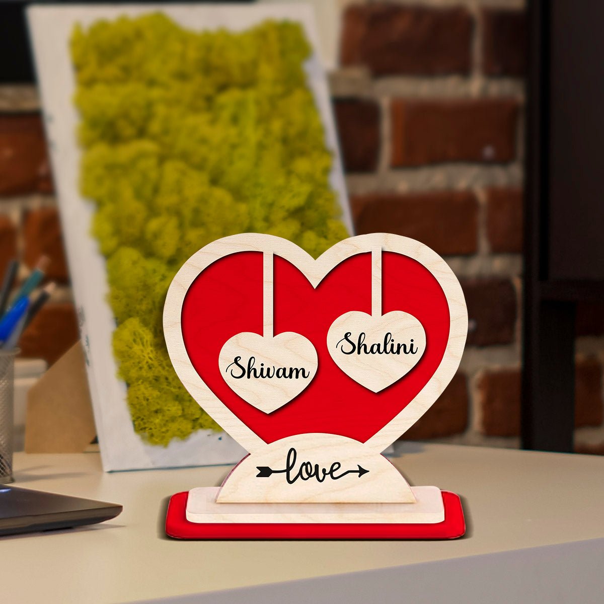 Couple Heart Stand in Wood with Personalized 3D Name Design - Sblossom