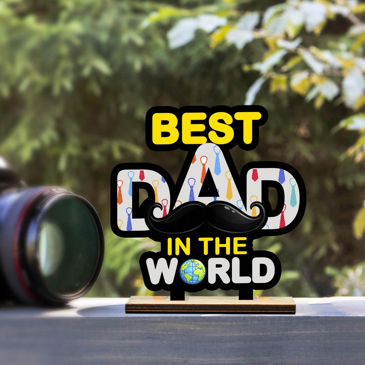 Dad Tabletop Wood Gift – Best Dad in the World Cutout - Sblossom