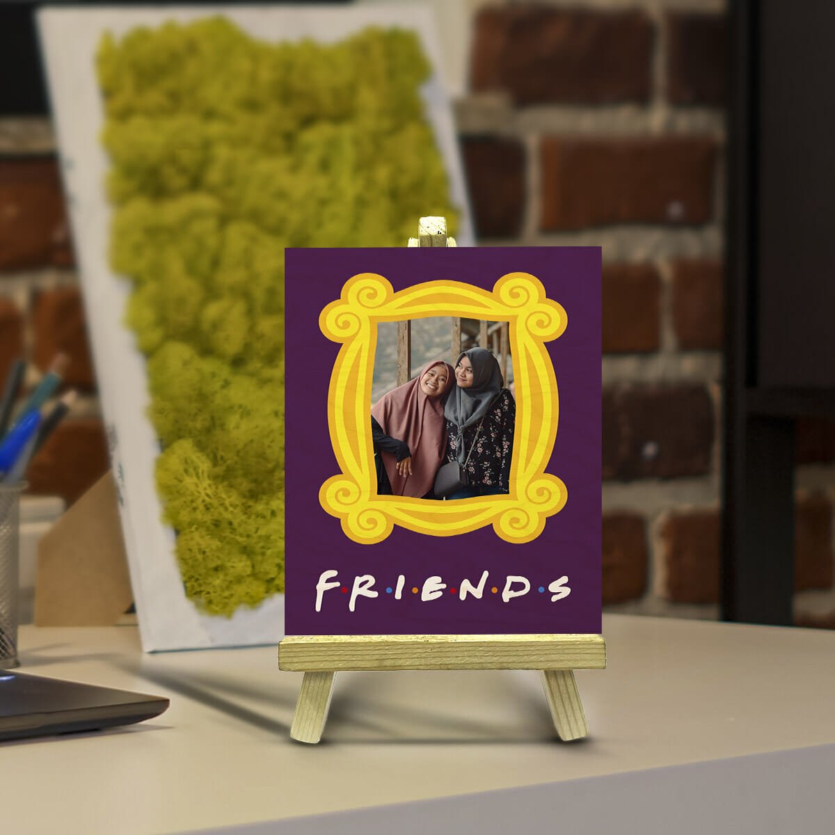 Friends Wood Print with Stand – Personalized Group Photo - Sblossom