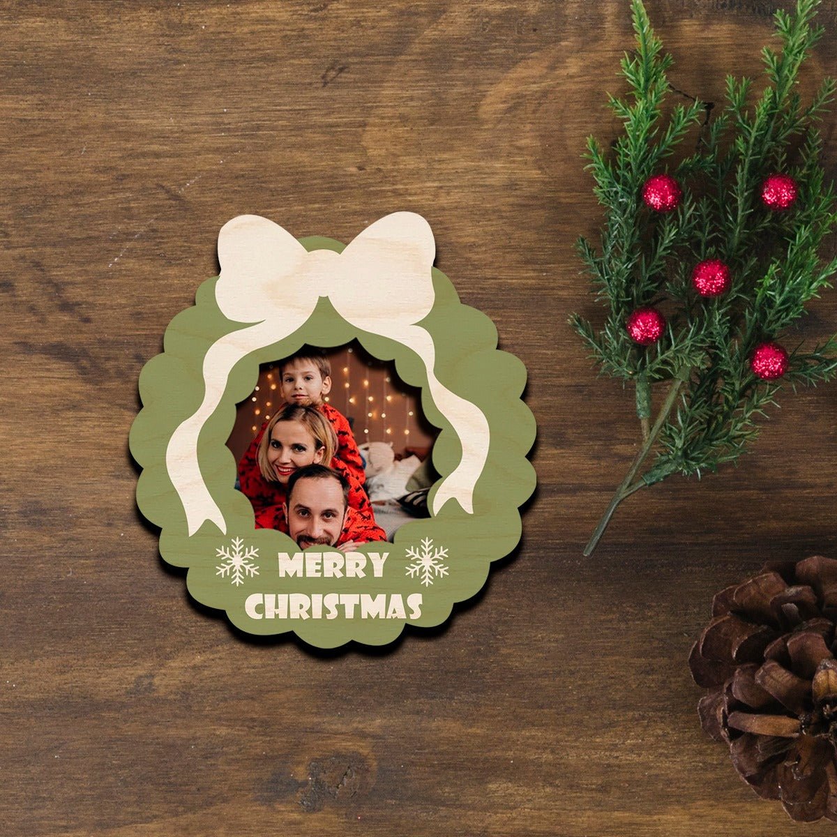 House Shape Christmas Magnet – Family Photo Wood Design - Sblossom