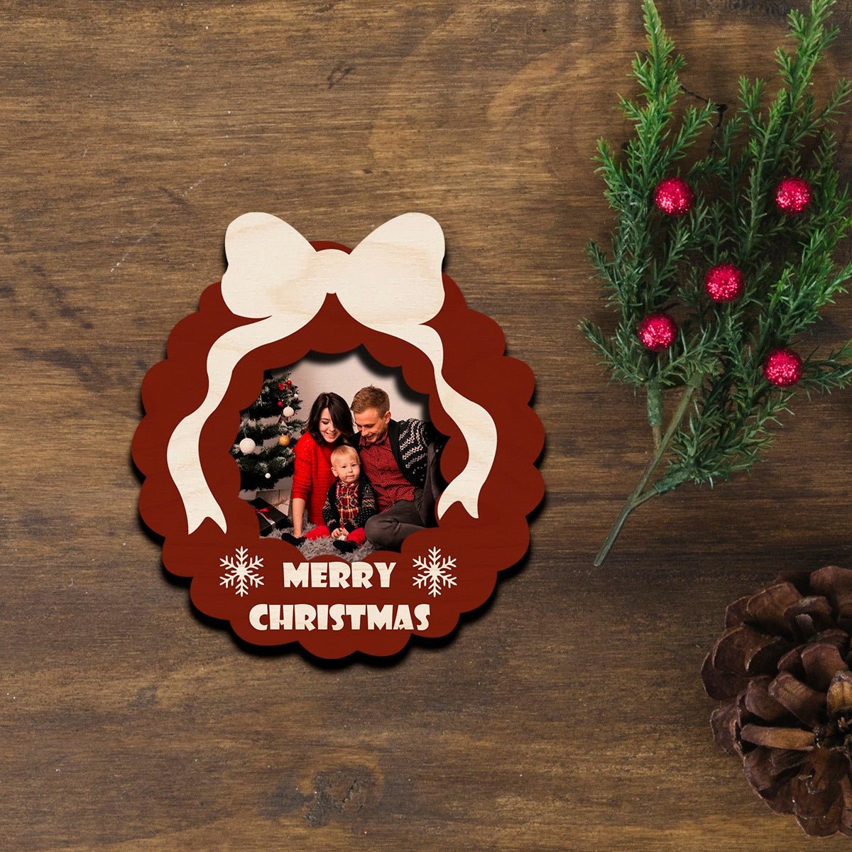 House Shape Christmas Magnet – Family Photo Wood Design - Sblossom