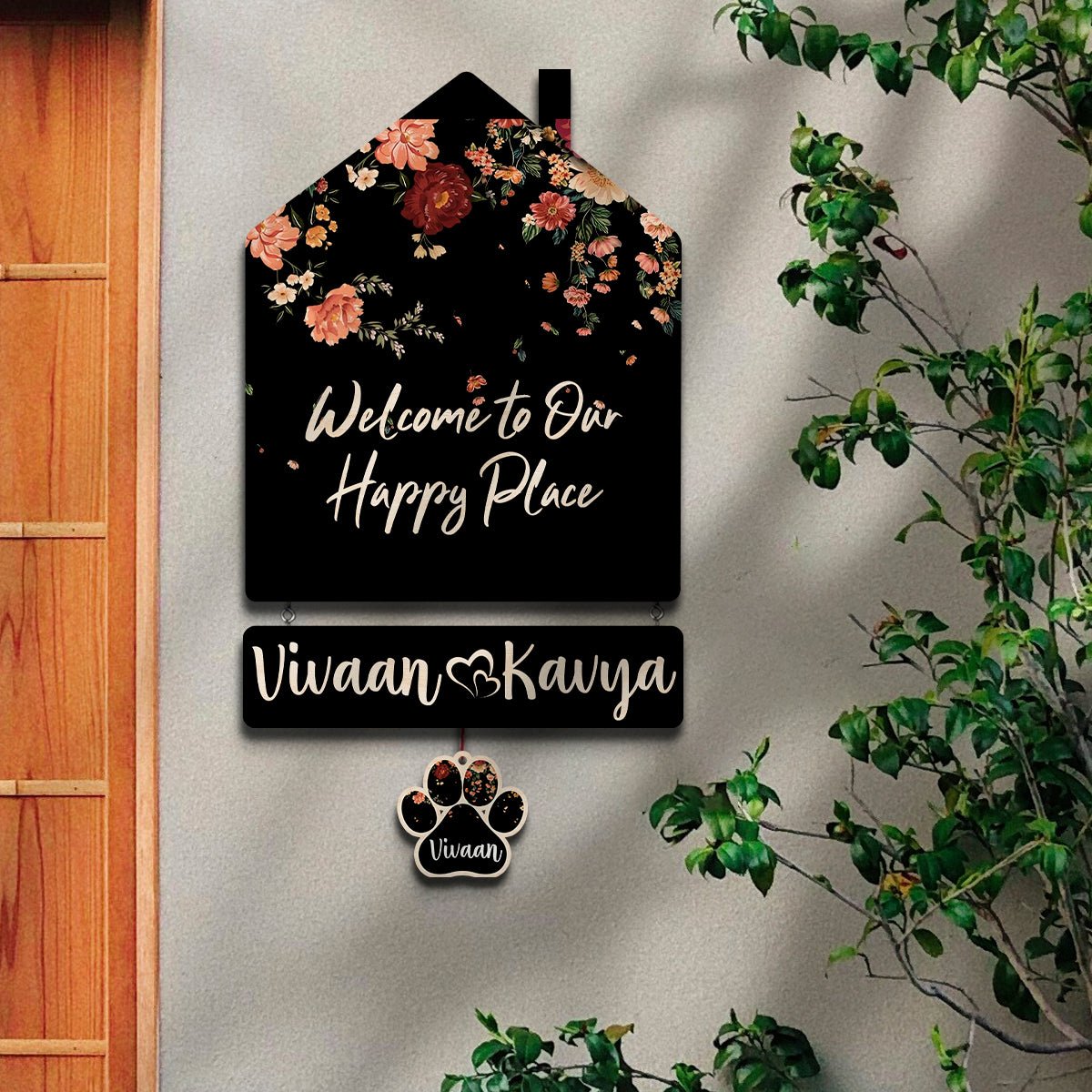 Hut Style Name Plate with Pets | Personalized - Sblossom