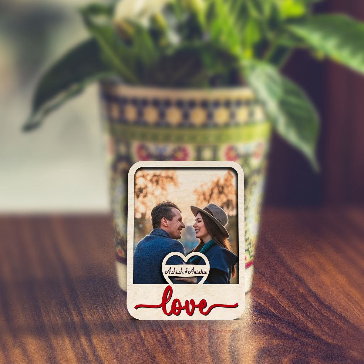Love Banner Couple Magnet in Wood with Personalized Photo - Sblossom