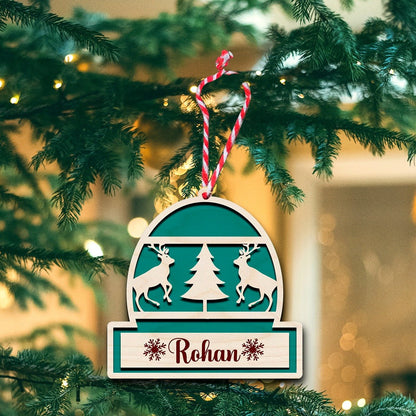 Merry Christmas Snowflake Ornament in Wood with Personalized Name - Sblossom