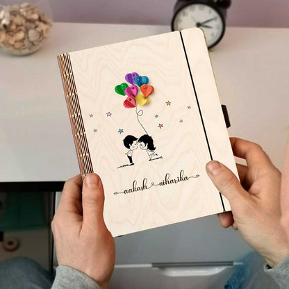Cute Couple Notebook in Wood with Personalized Balloon Design