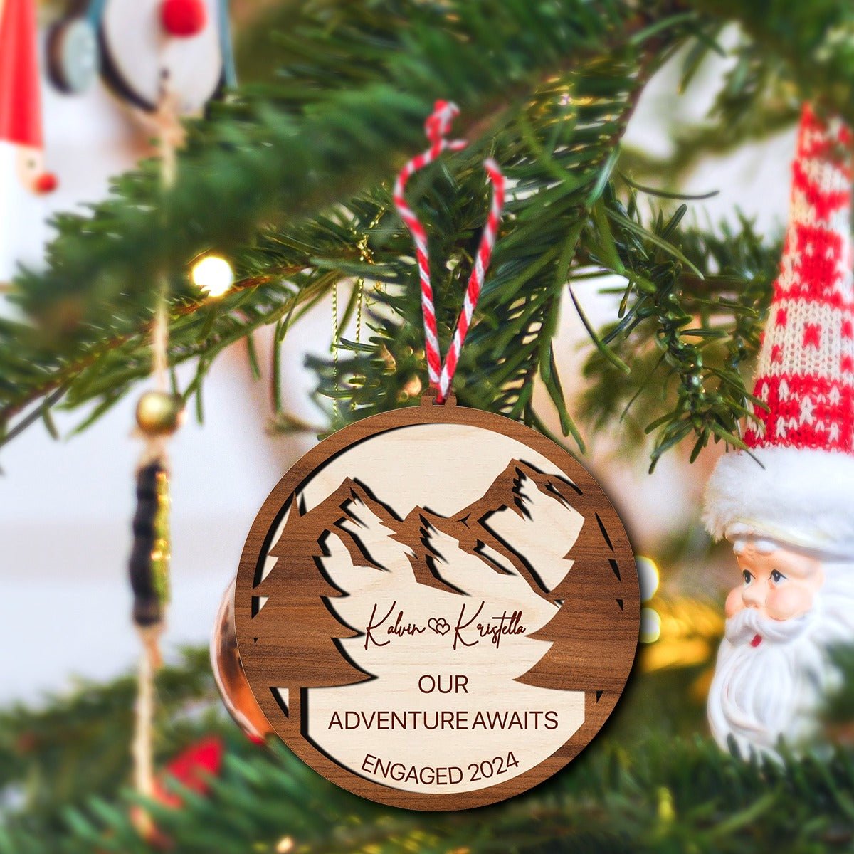 Mountain Couple Christmas Ornament in Wood with Custom Names - Sblossom