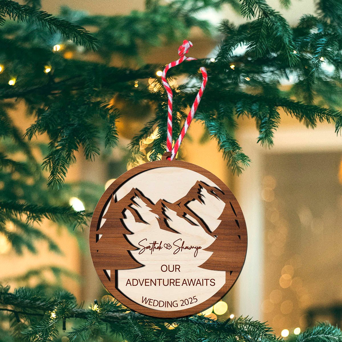 Mountain Couple Christmas Ornament in Wood with Custom Names - Sblossom