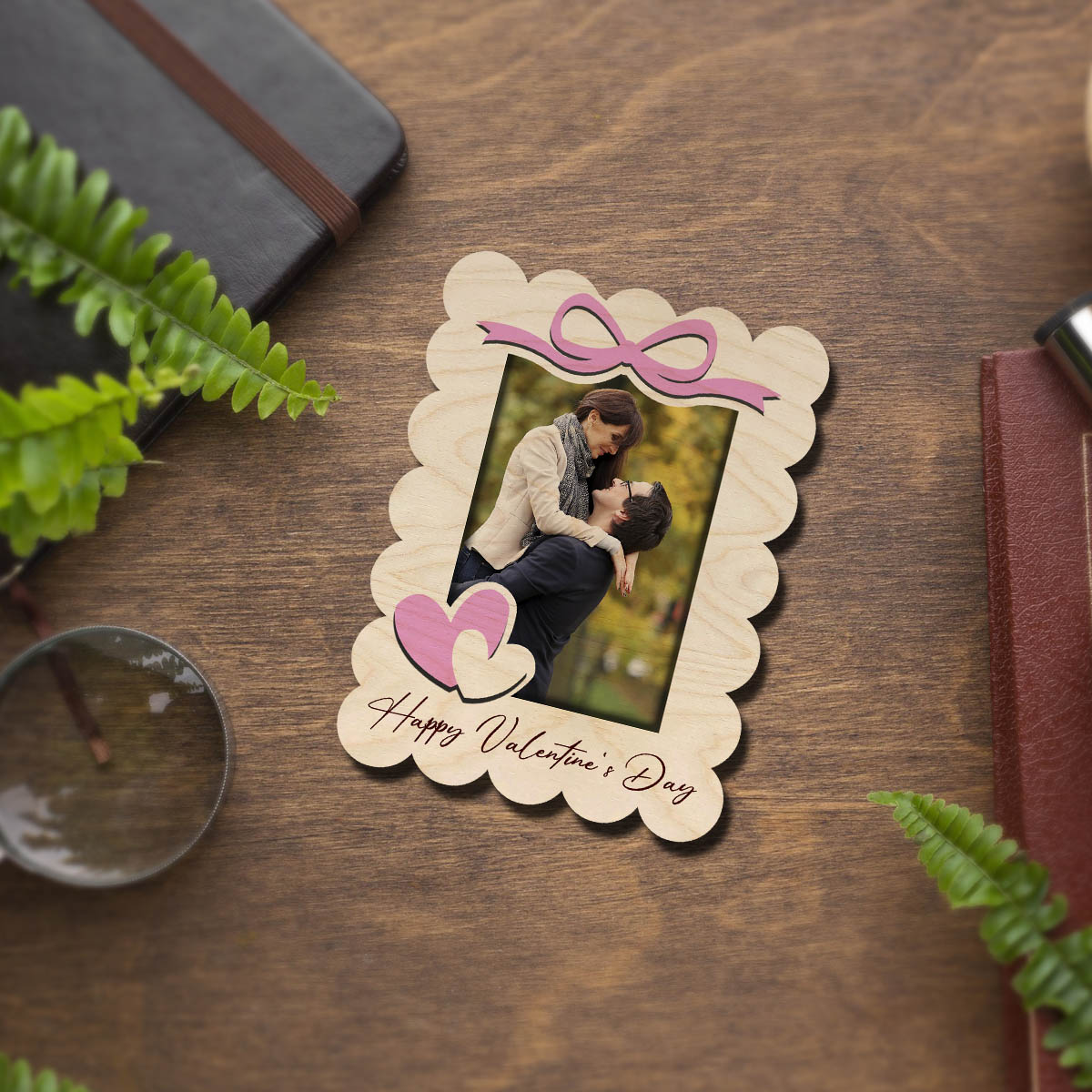 Scalloped Bow Couple Magnet in Wood with Personalized Photo Print - Sblossom