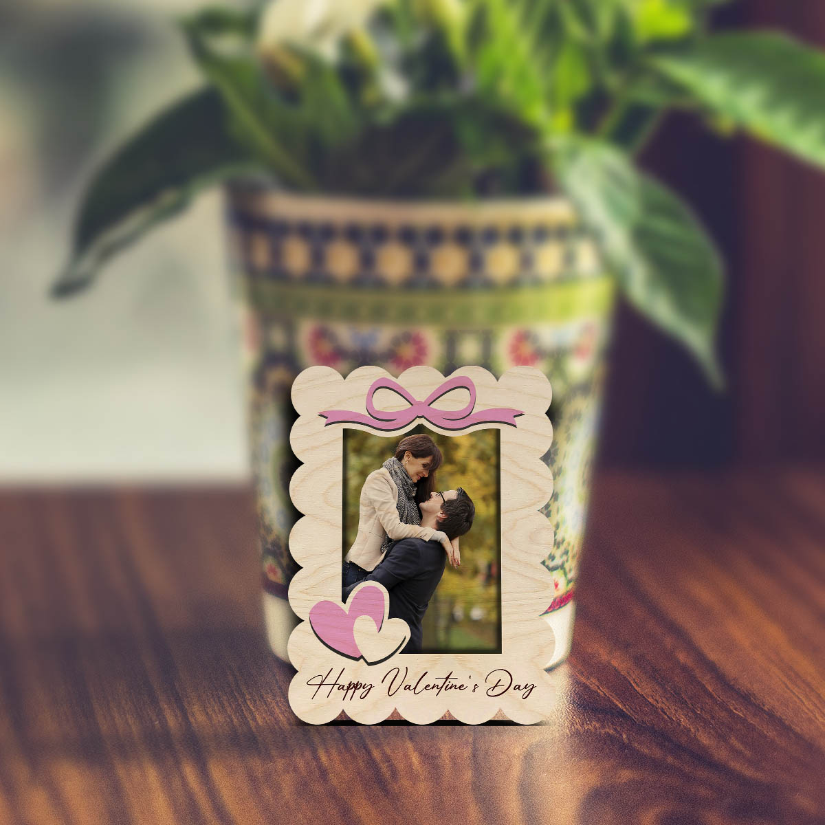 Scalloped Bow Couple Magnet in Wood with Personalized Photo Print - Sblossom