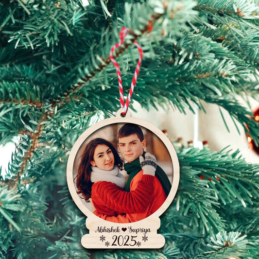 Snow Globe Photo Ornament in Wood with Personalized Christmas Frame - Sblossom