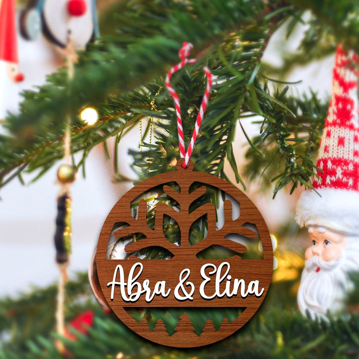 Snowflake Couple Ornament in Wood with Personalized Names Design - Sblossom