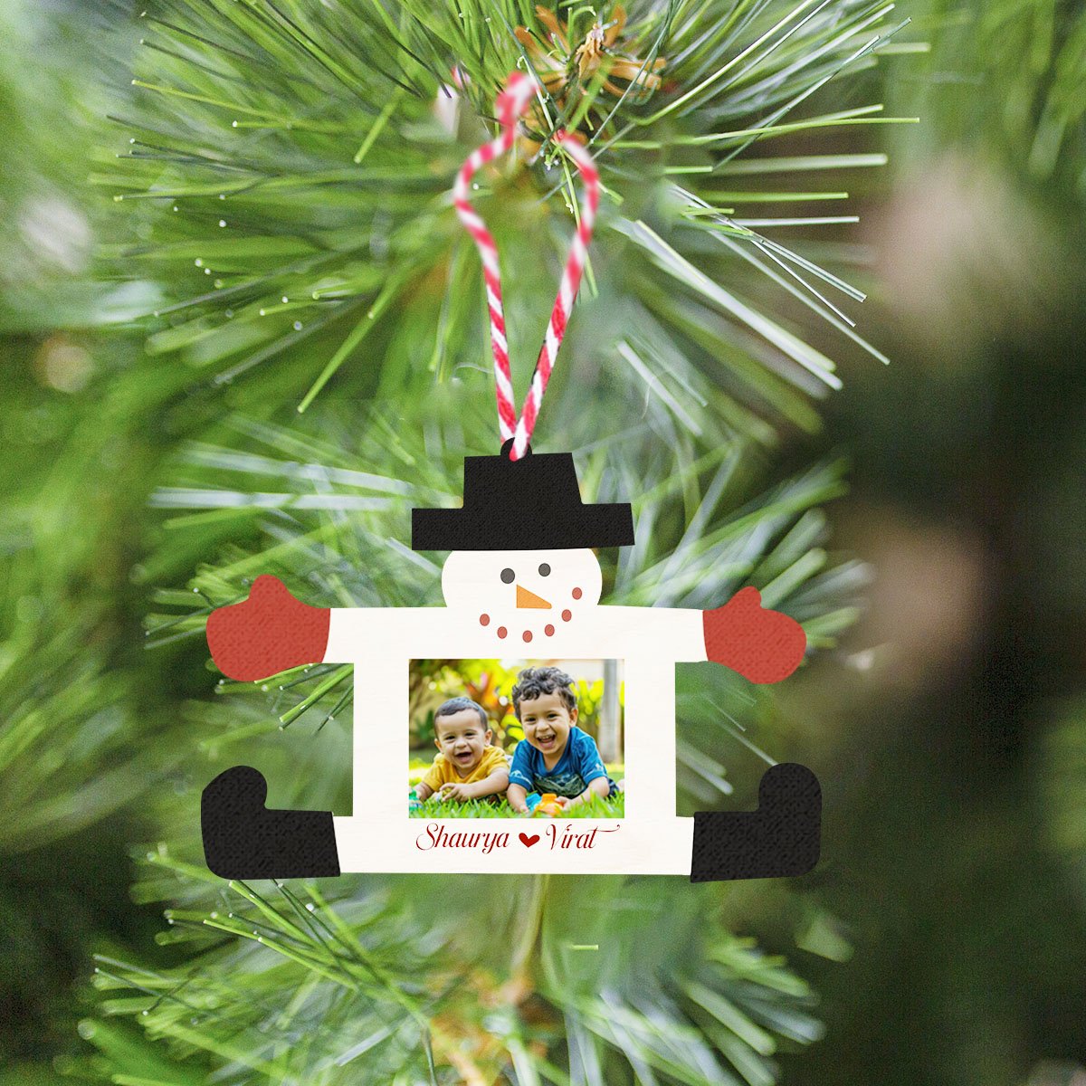 Snowman Photo Ornament in Wood with Personalized Family Christmas - Sblossom