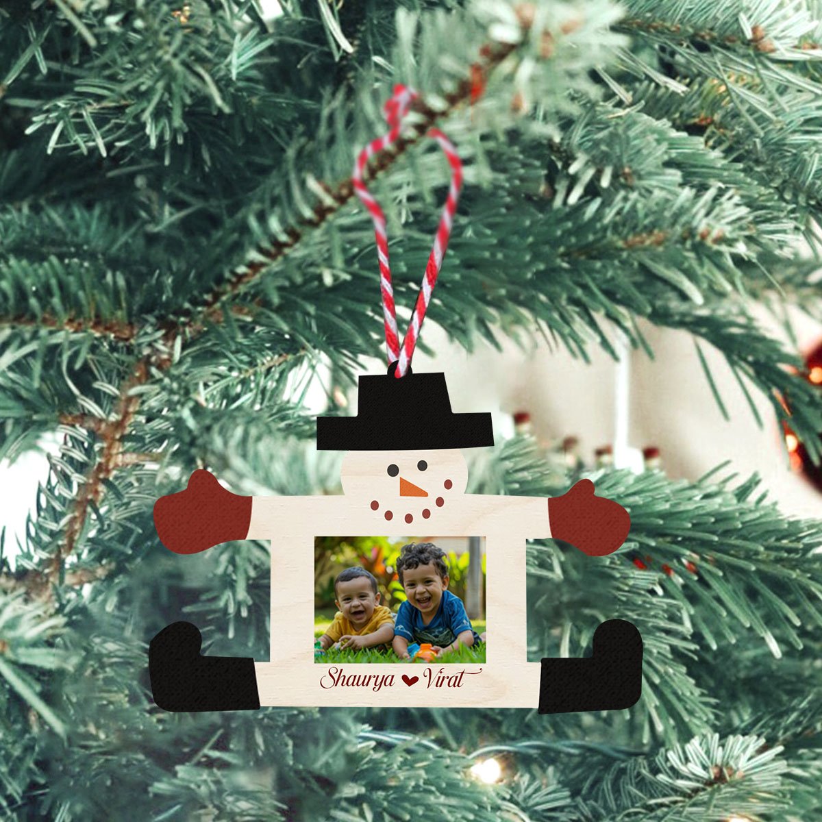 Snowman Photo Ornament in Wood with Personalized Family Christmas - Sblossom