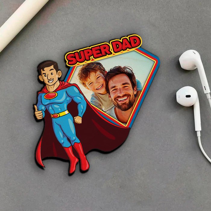 Super Dad Photo Magnet in Wood with Superhero Cartoon Design - Sblossom
