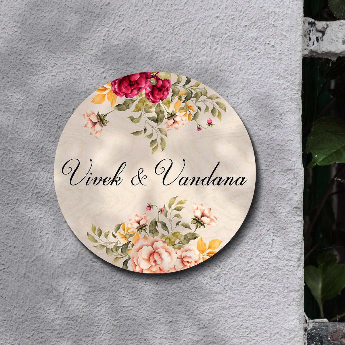 Two Tone Family Name Plate – Vintage Floral Round - Sblossom