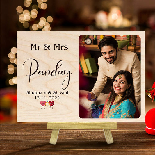 Wedding Plaque in Wood with Personalized Mr and Mrs Names Design - Sblossom