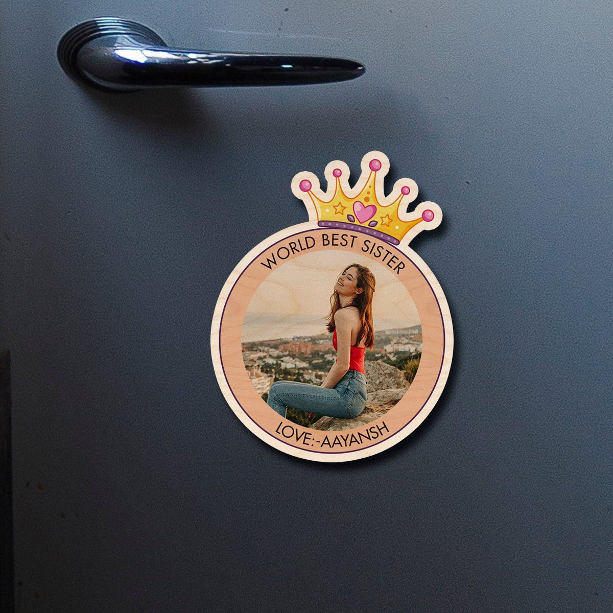 World Best Sister Magnet in Wood with Crown Circle Photo Design - Sblossom