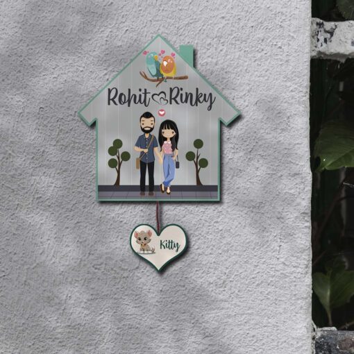 Personalized | Hut Design Name Plate With Two Pets